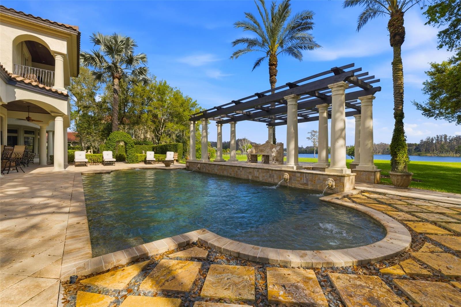 17201 BREEDERS CUP DR