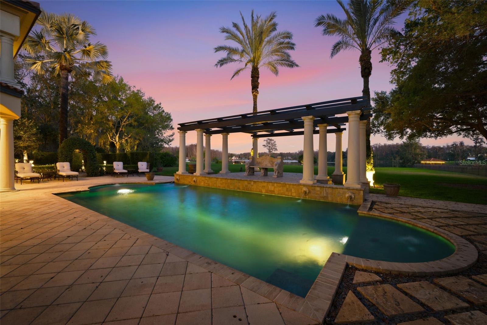 17201 BREEDERS CUP DR