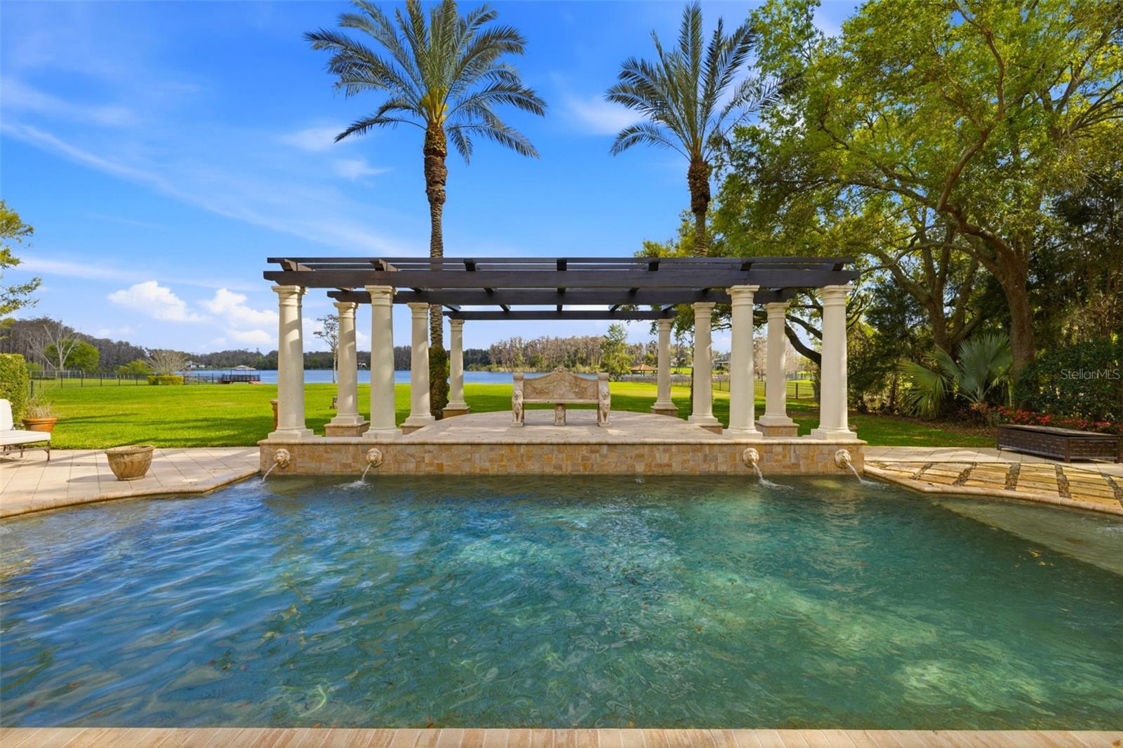 17201 BREEDERS CUP DR