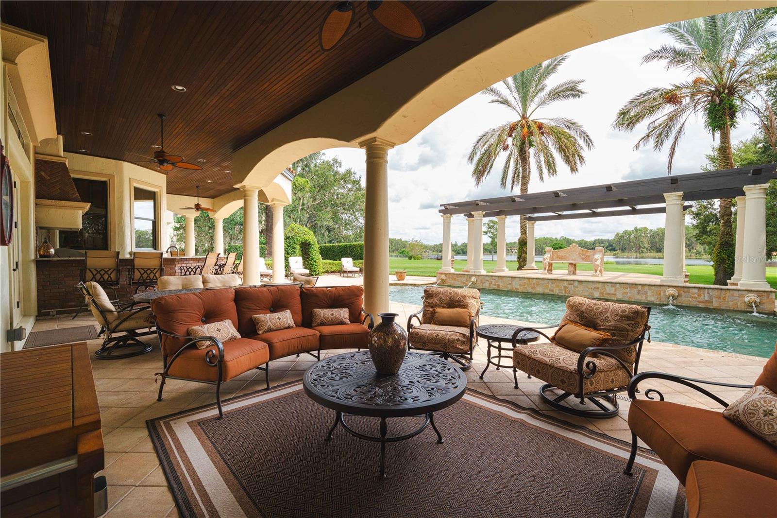 17201 BREEDERS CUP DR