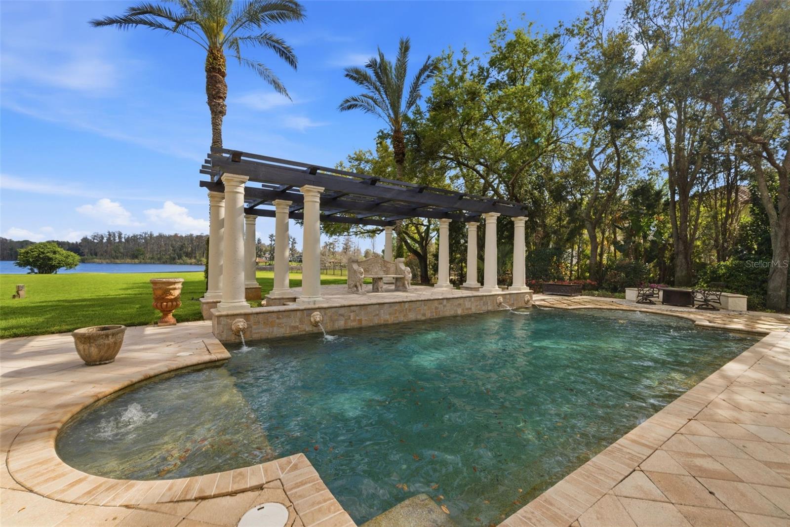 17201 BREEDERS CUP DR