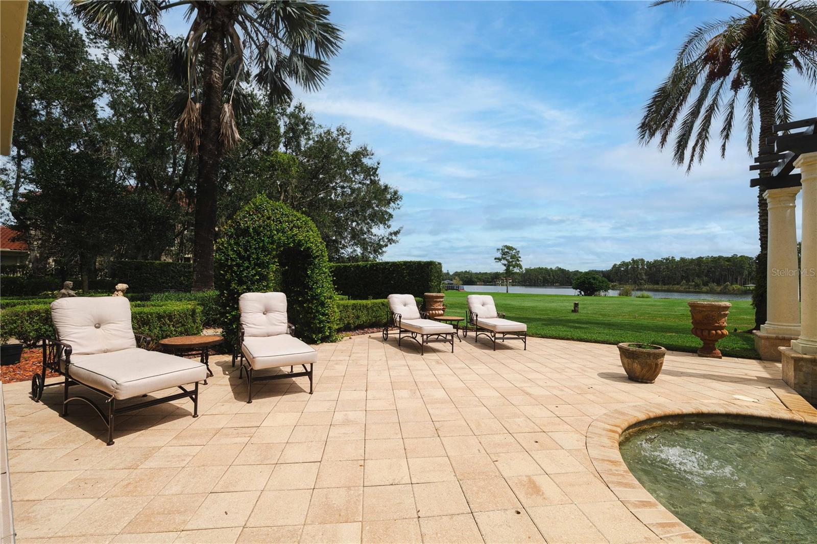 17201 BREEDERS CUP DR