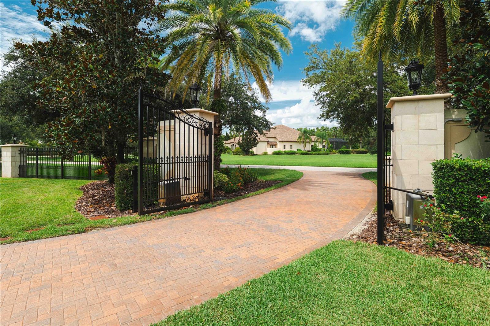 17201 BREEDERS CUP DR