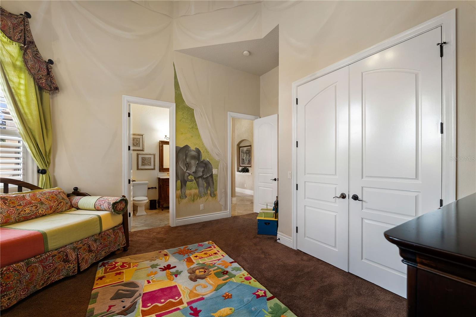 17201 BREEDERS CUP DR