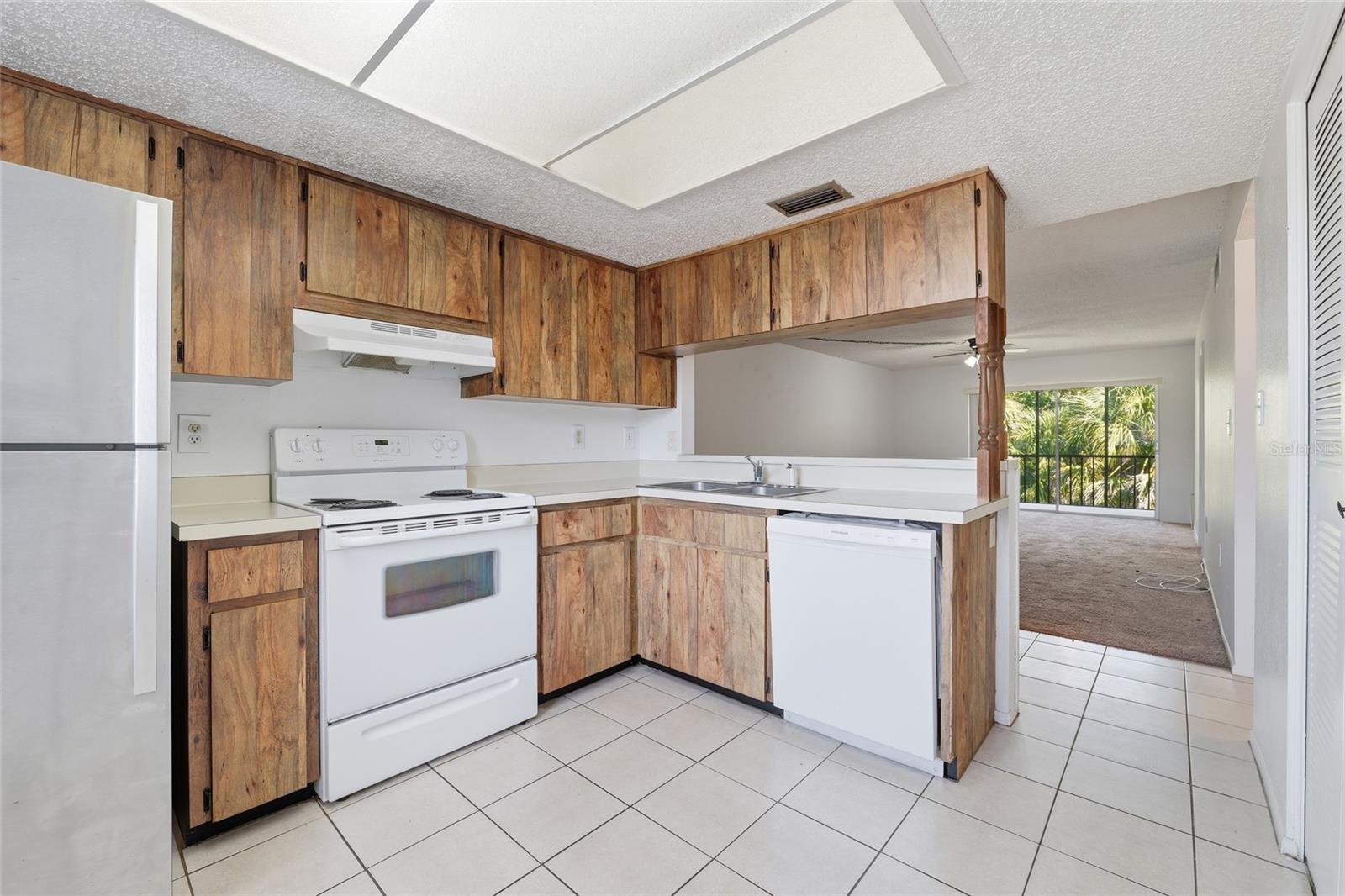 130 CYPRESS LN #130