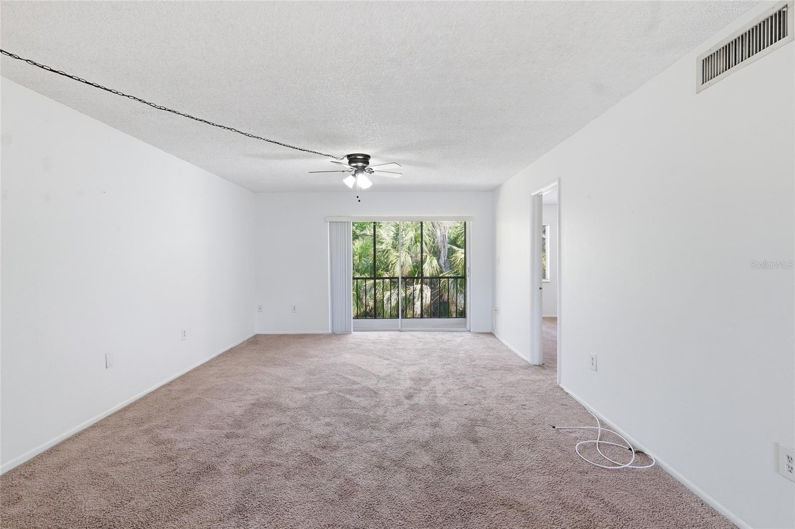 130 CYPRESS LN #130