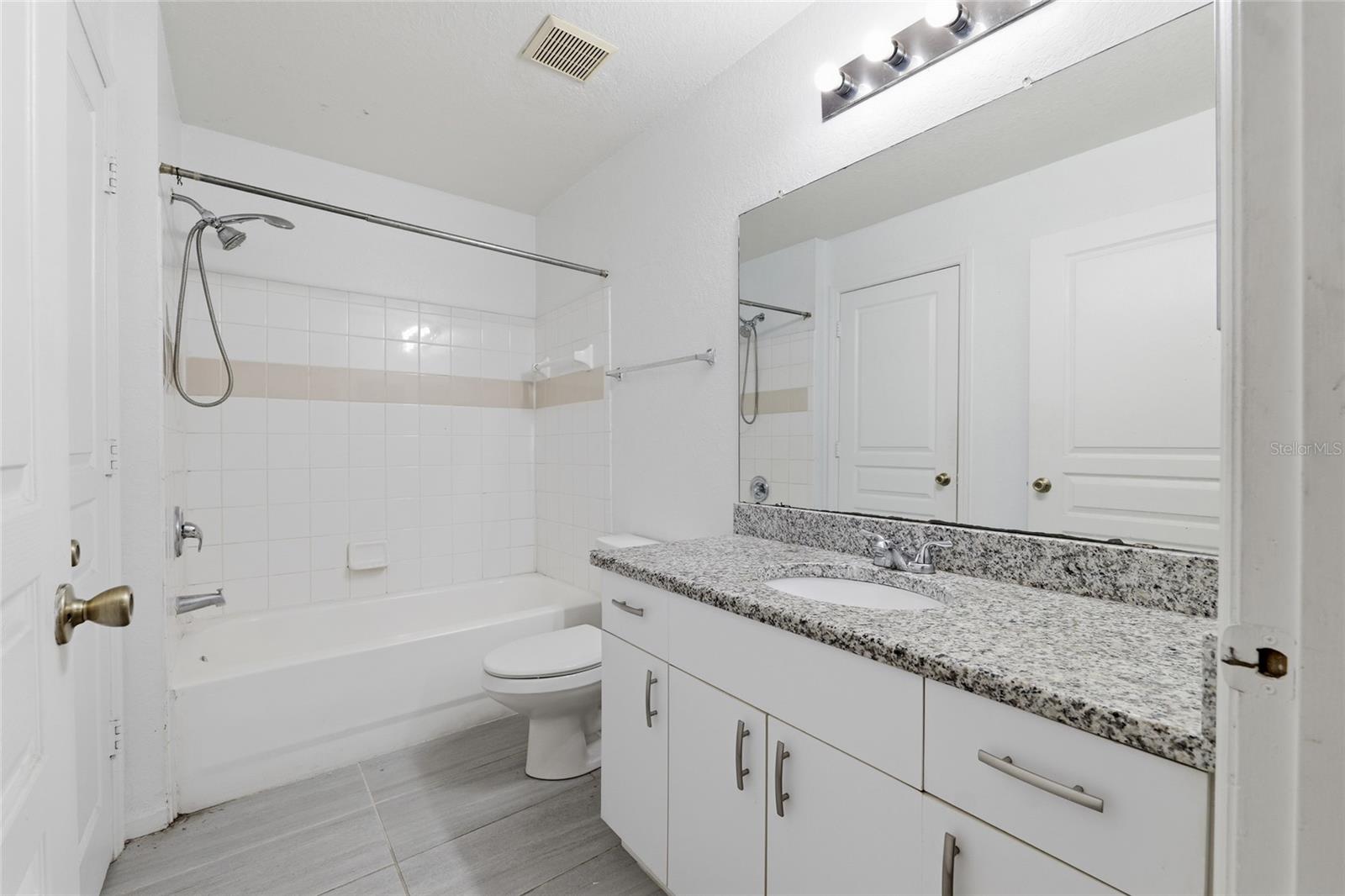 17112 CARRINGTON PARK DR #926