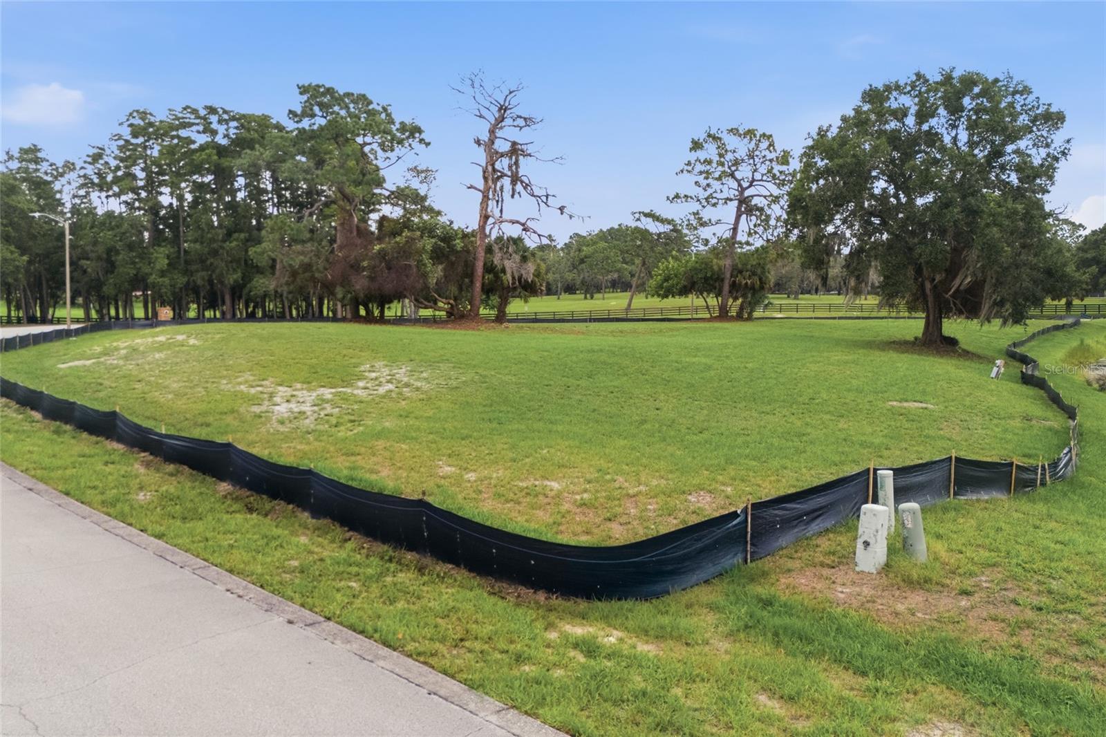 520 AUSTIN DR