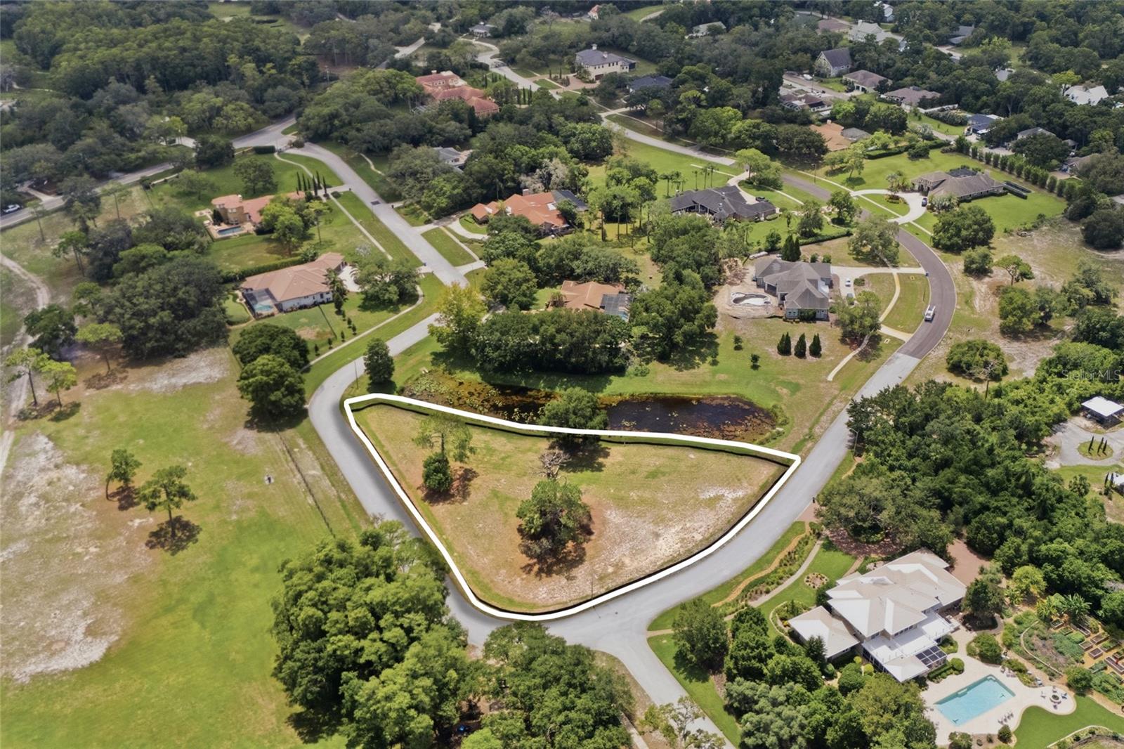 520 AUSTIN DR