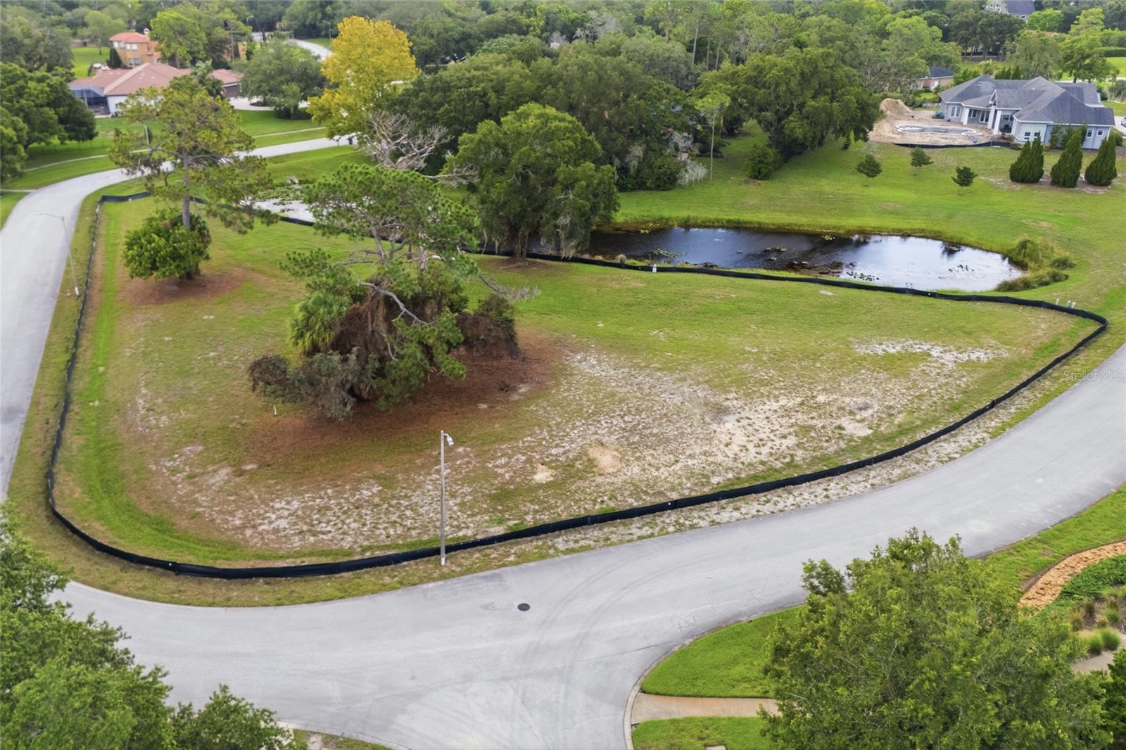 520 AUSTIN DR