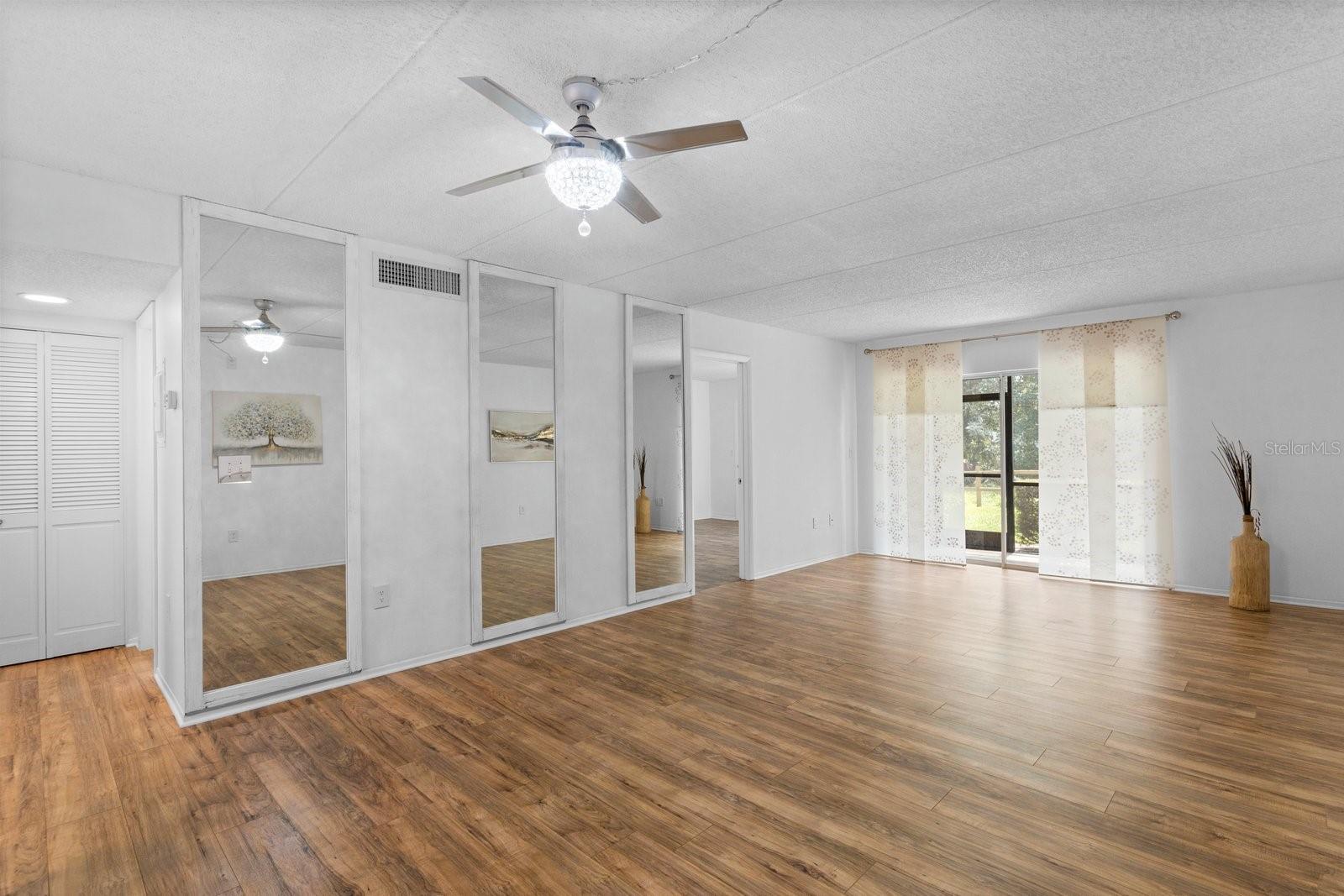 103 PALMETTO CT #103