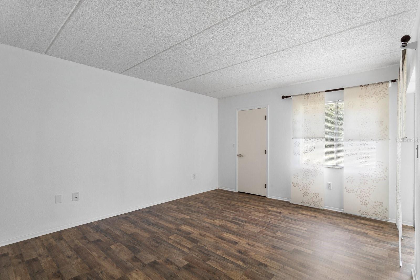 103 PALMETTO CT #103