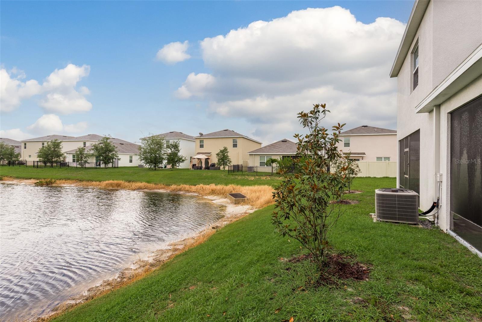 2834 SUNCOAST BLEND DR