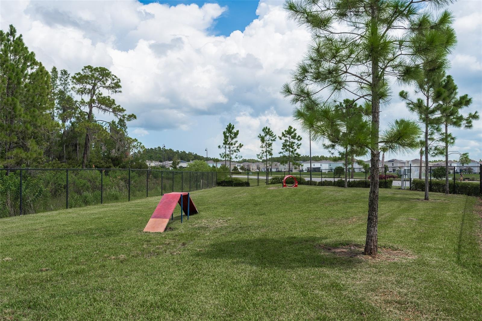 2834 SUNCOAST BLEND DR