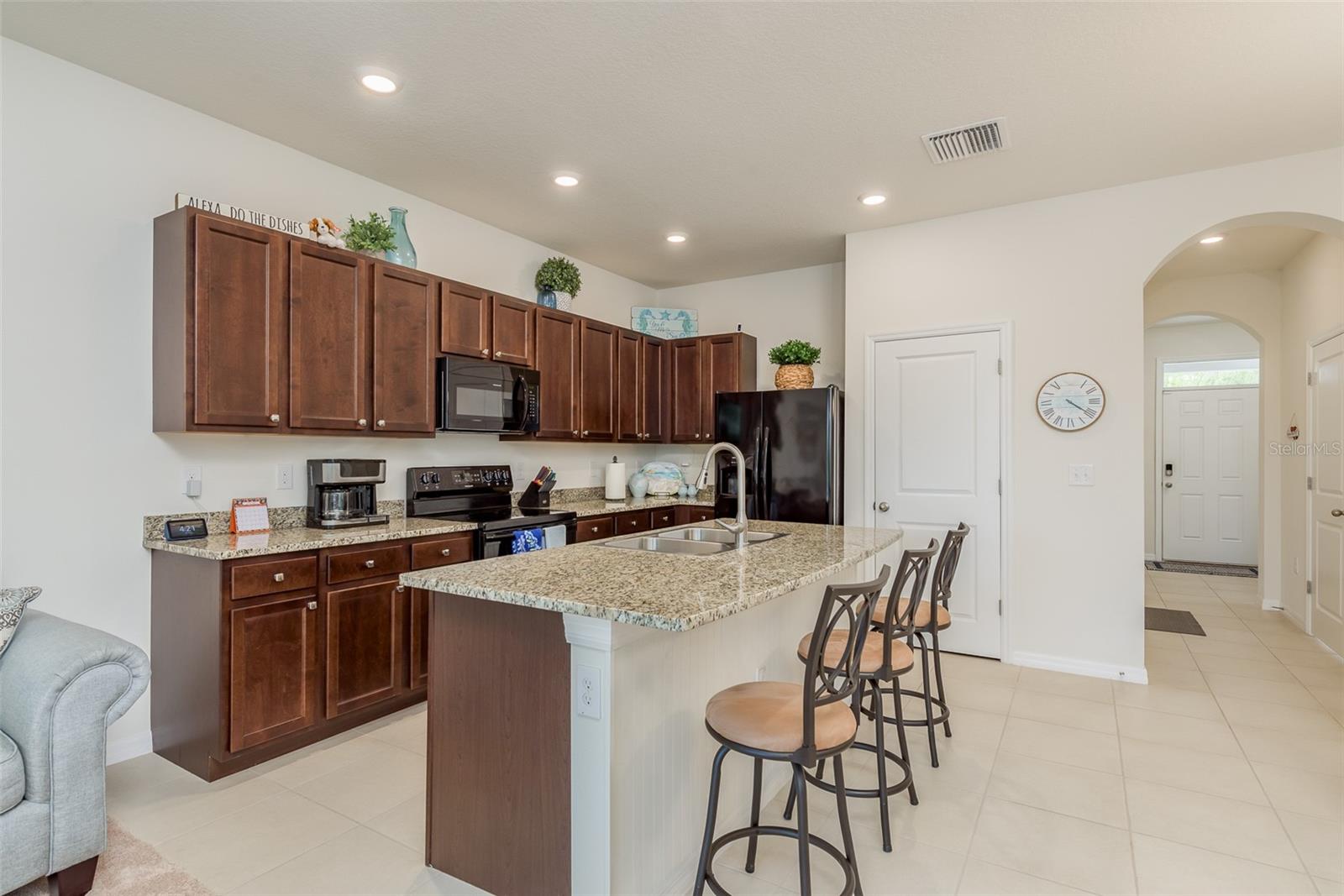 2834 SUNCOAST BLEND DR