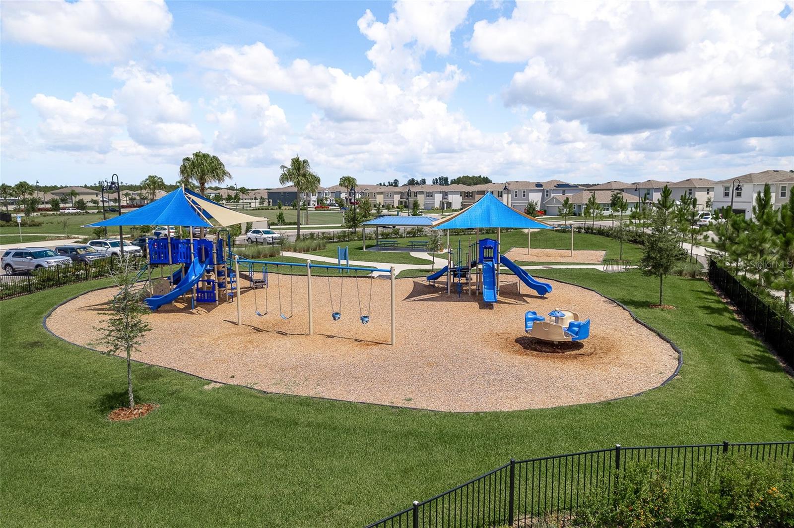 2834 SUNCOAST BLEND DR