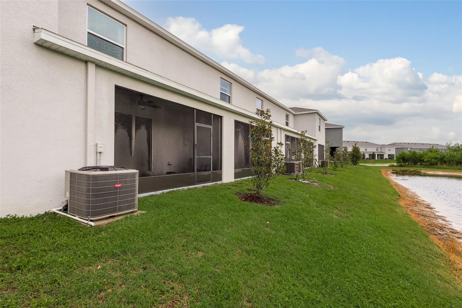 2834 SUNCOAST BLEND DR