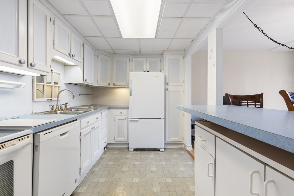 61 Broad Reach # M56