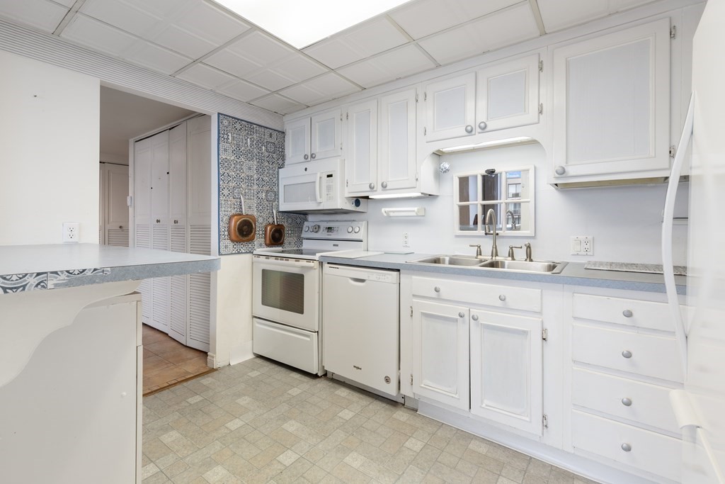 61 Broad Reach # M56