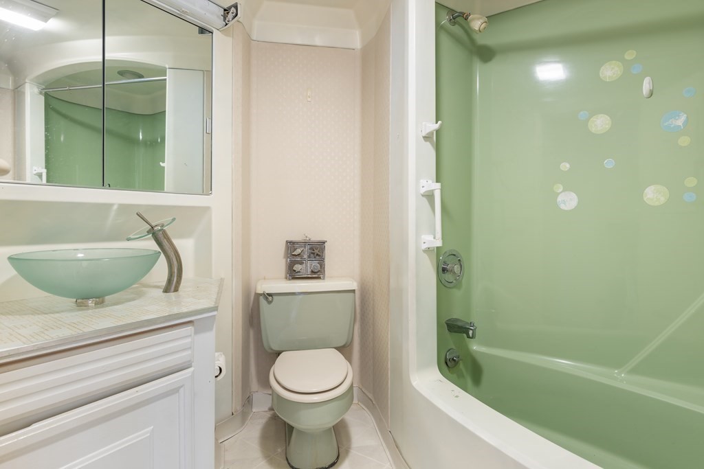 61 Broad Reach # M56