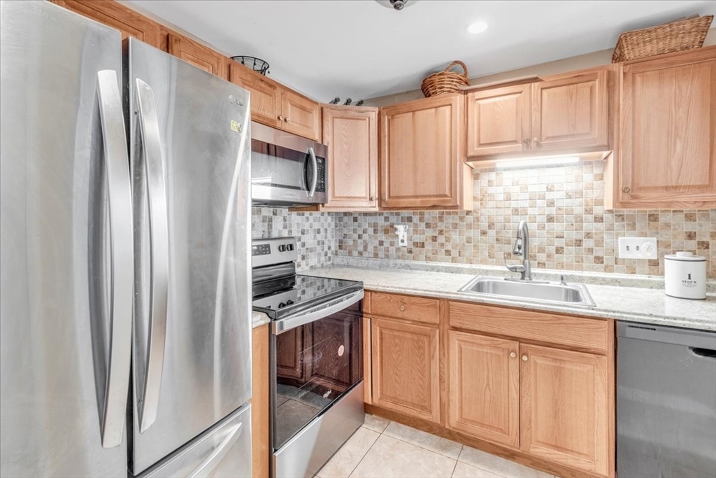 97 Colonel Bell Dr # 6