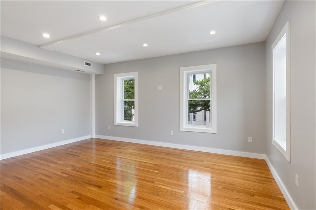 151 Clark Street # 1P