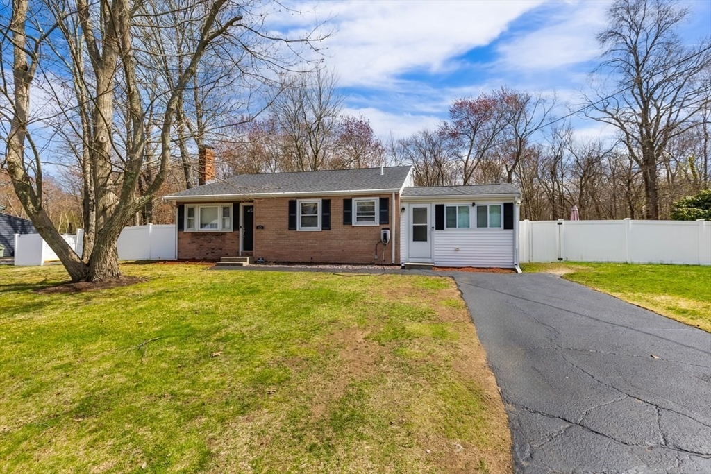 12 Brentwood Ave