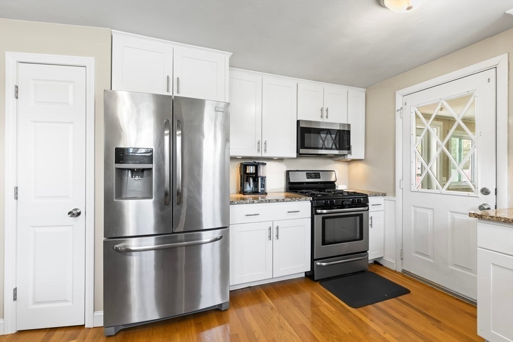12 Brentwood Ave