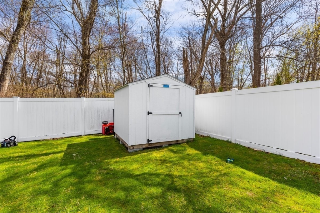 12 Brentwood Ave