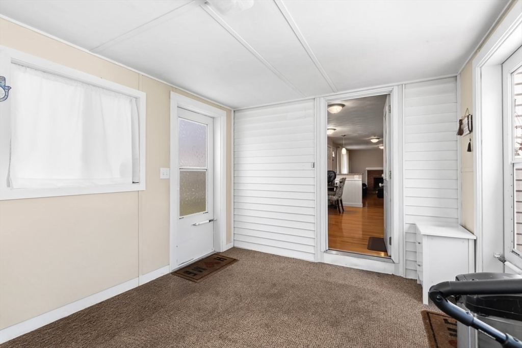 12 Brentwood Ave