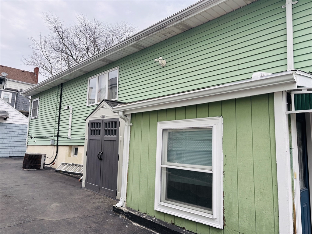 55 Woodlawn Avenue # 2