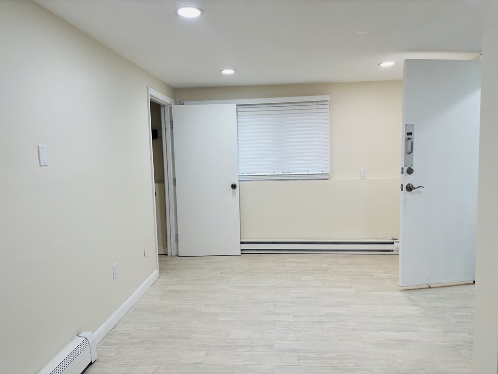 55 Woodlawn Avenue # 2