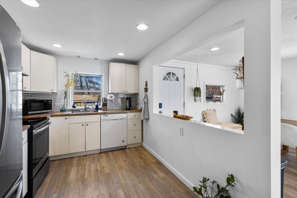 45 Groveland St