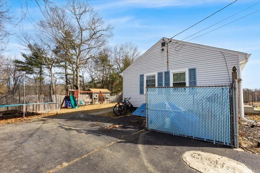 45 Groveland St