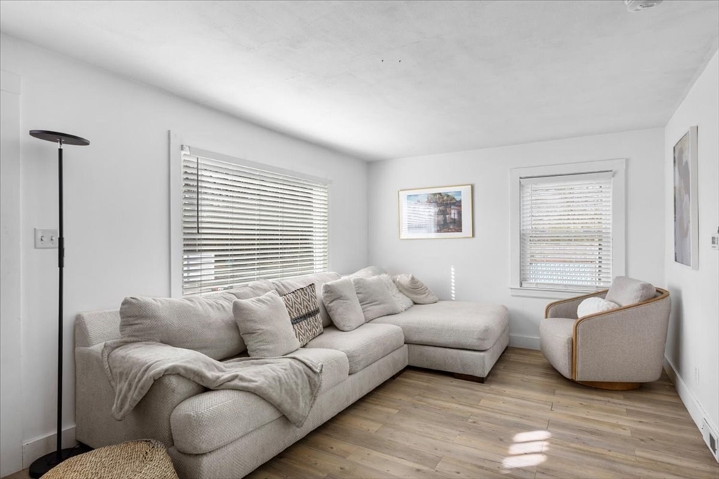 45 Groveland St