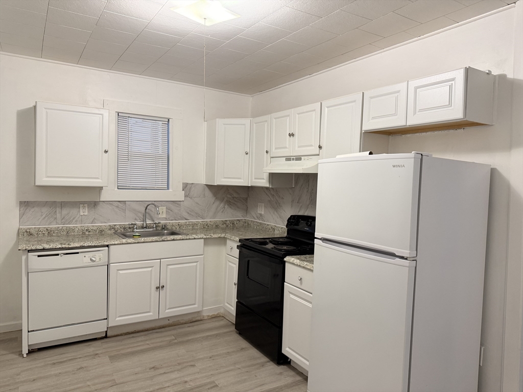 20 Woodbine Street # 1
