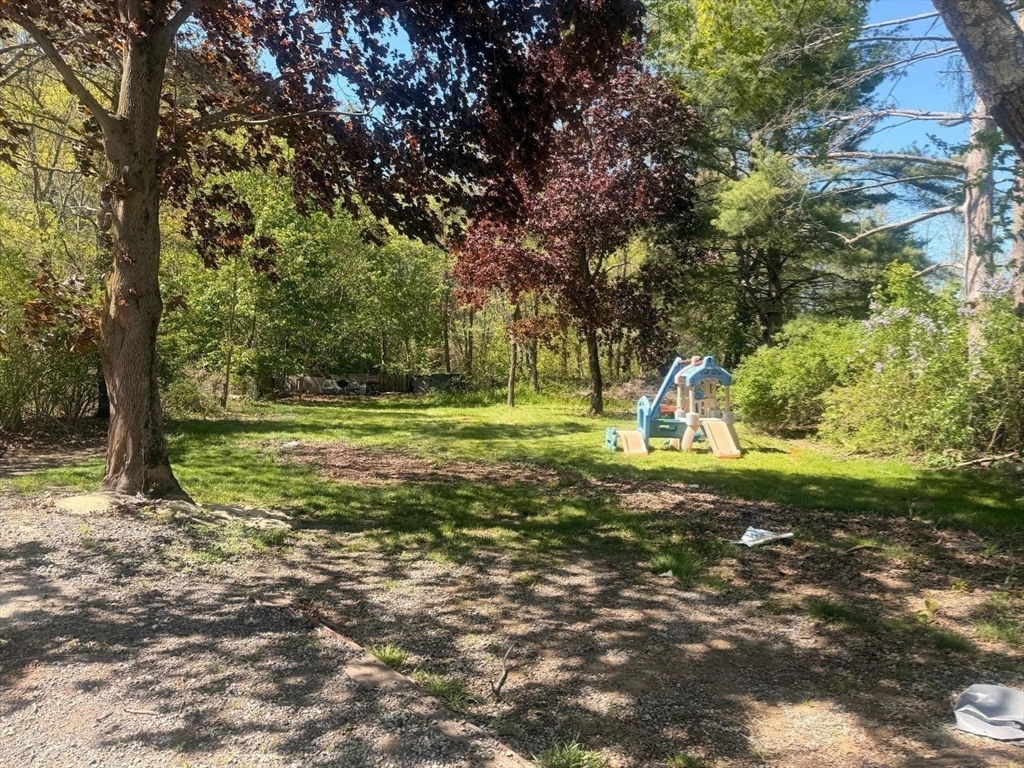 416 Middleboro Ave # 1