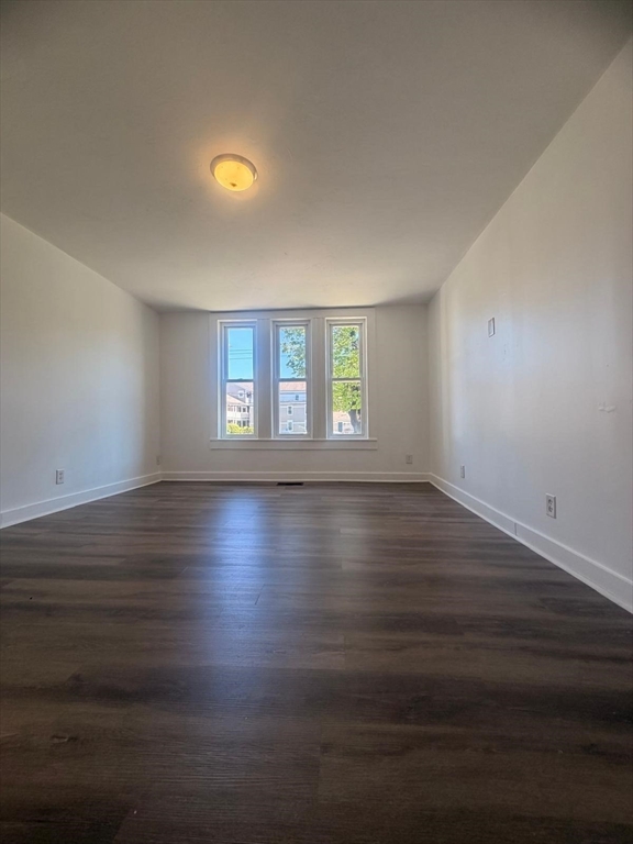 416 Middleboro Ave # 1