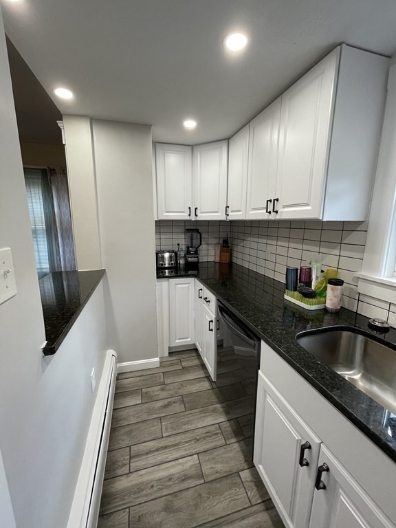 9 Thayer Street
