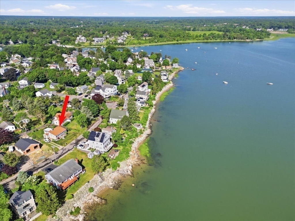 15 Shore Dr