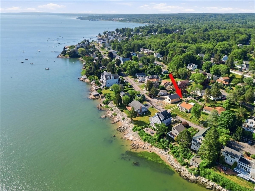 15 Shore Dr