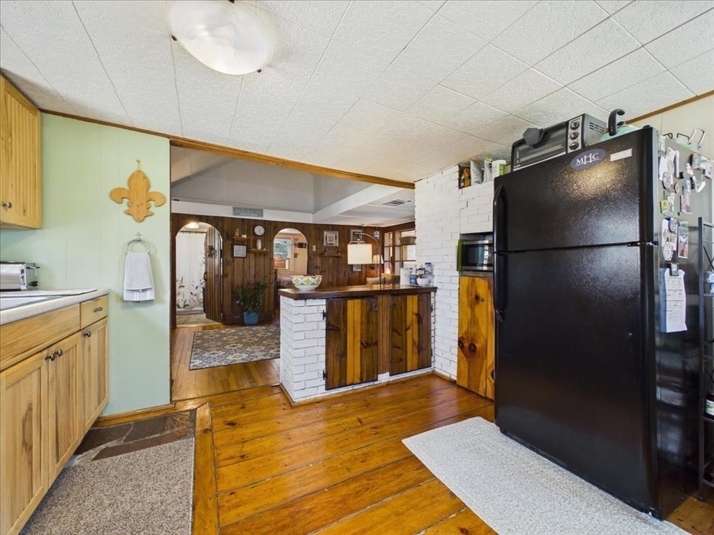 15 Shore Dr