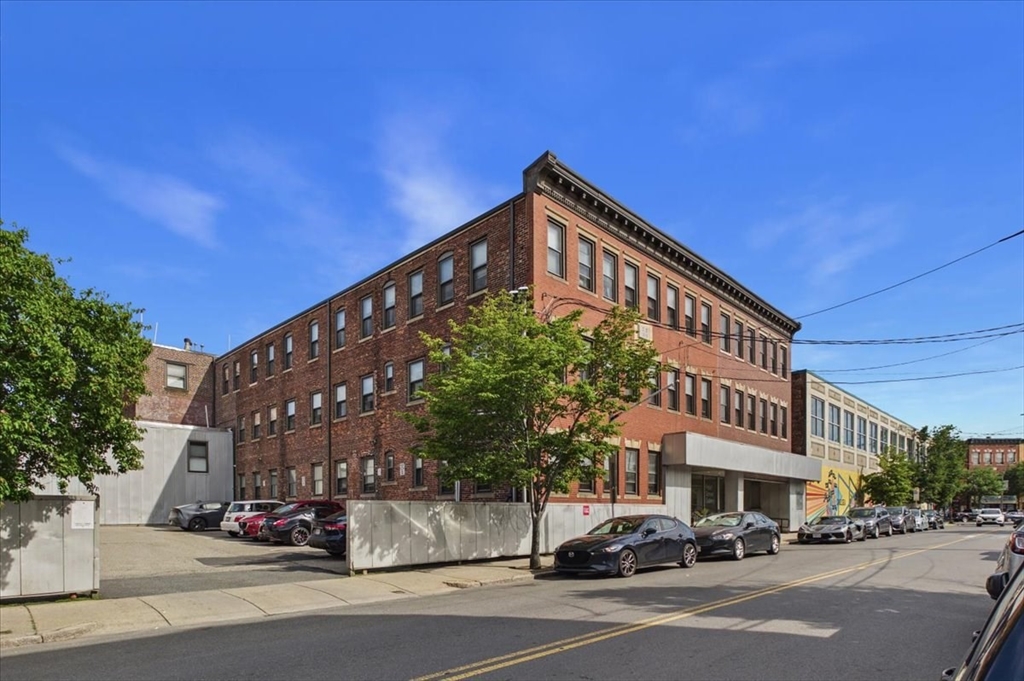 100 Pearl Street # 13