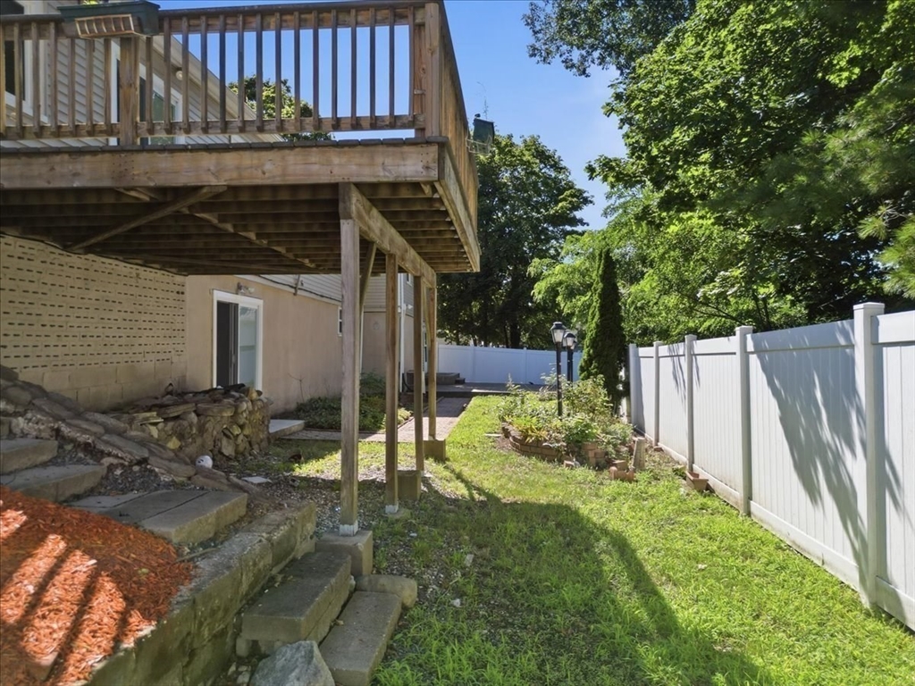 73 Lanark Rd