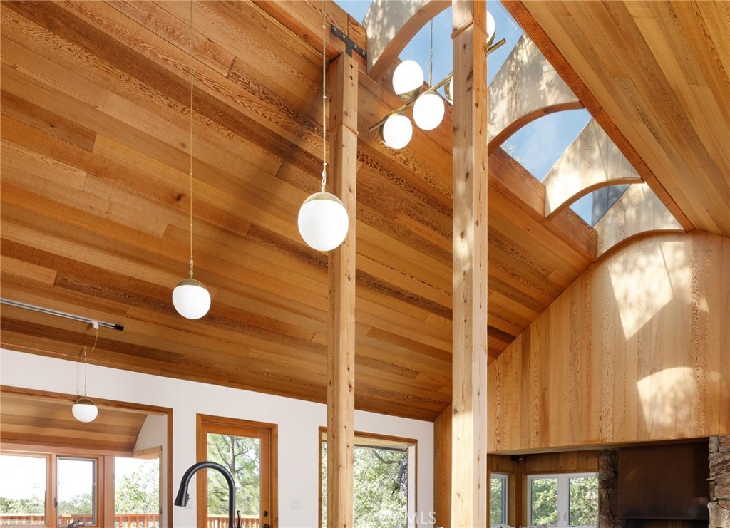 1384 Golden Rule Lane