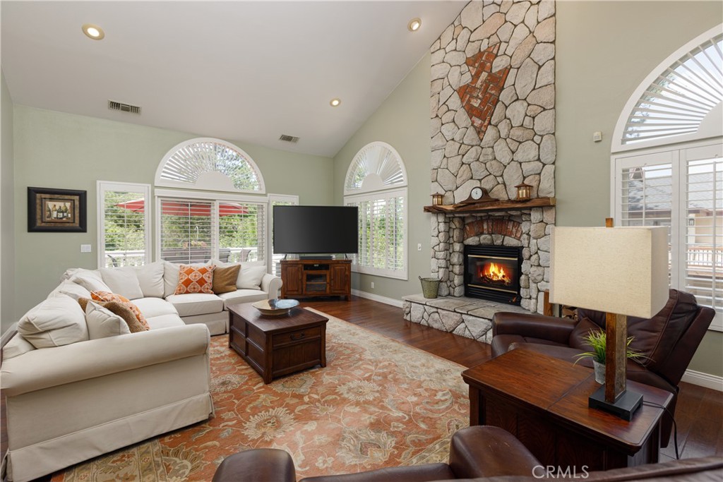 28575 Manitoba Drive