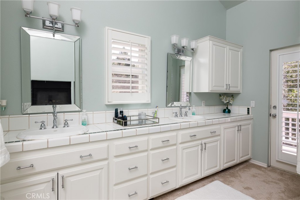 28575 Manitoba Drive