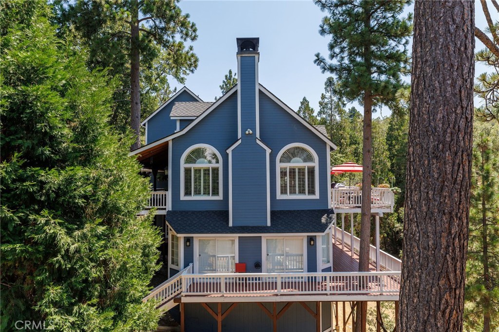 28575 Manitoba Drive