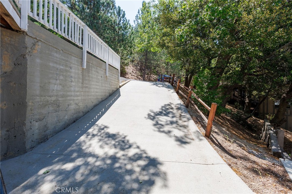 28575 Manitoba Drive