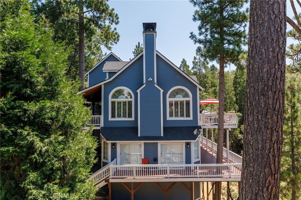 28575 Manitoba Drive